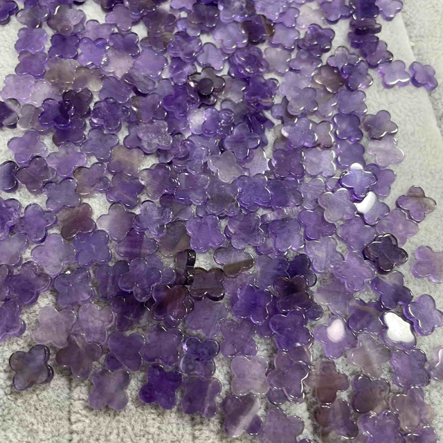 Natural Mother of pearl clover shape amethyst material plain face cutting crystal jewelry earring making pendant inlay design 