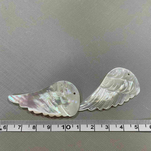 Natural Mother of pearl wing cutting jewelry pendant design big size feather shape face carving for DIY making white shell wings