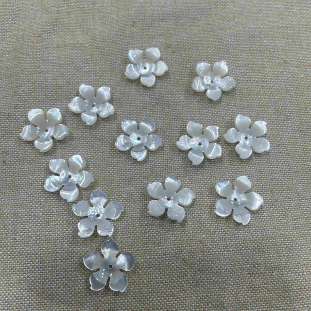 Natural Mother of pearl carving flowers white shell embossment flower jewelry making parts pendant design bracelet