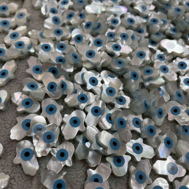 Natural Mother of pearl fatima hand shape cutting jewelry making for chain necklace and bracelet evil eyes design carving 