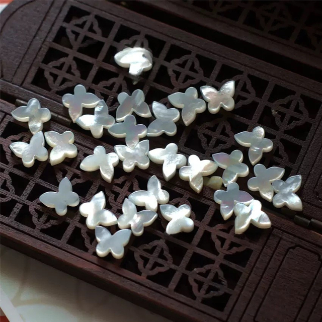 Natural Mother of pearl carving butterfly shape colorful things for chain bracelet making small beans necklace little things