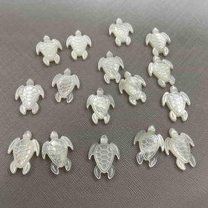 Natural Mother of pearl Turtles shape cutting for jewelry chain design making white shell parts small things necklace making 