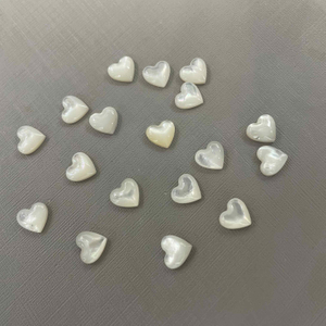 Natural Mother of pearl heart shape cutting small cabochon making for rings design for pendants jewelry white shell small beads 