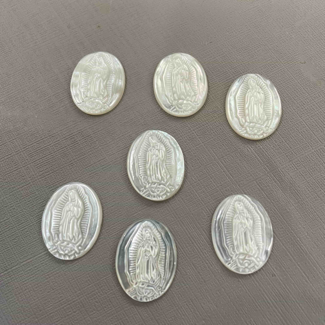 Natural Mother of pearl guadalupe image cutting oval shape pendant icons jesus inlay jewelry making white shell maria design