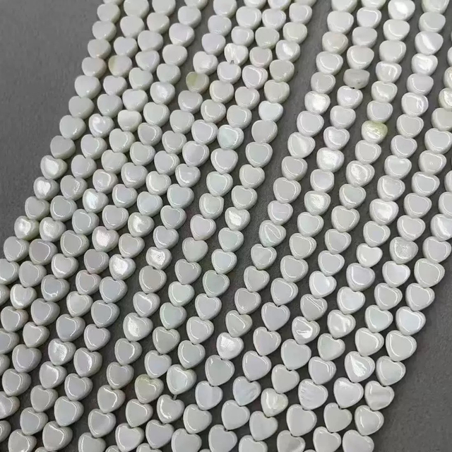 Natural Mother of pearl heart shape cutting necklace small heart design for chain design bracelet white shell small jewelry parts
