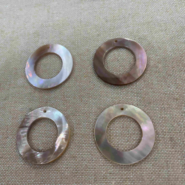 Natural Mother of pearl round shape cutting earring design pendant making brown shell plain face jewelry design making 