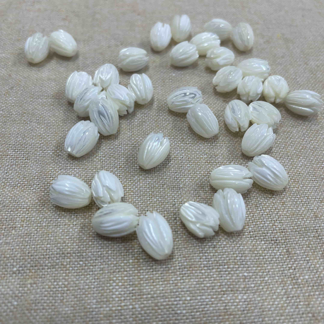 Natural Mother of pearl carving flower shell beans for jewelry making flower cutting for chain bracelet using DIY