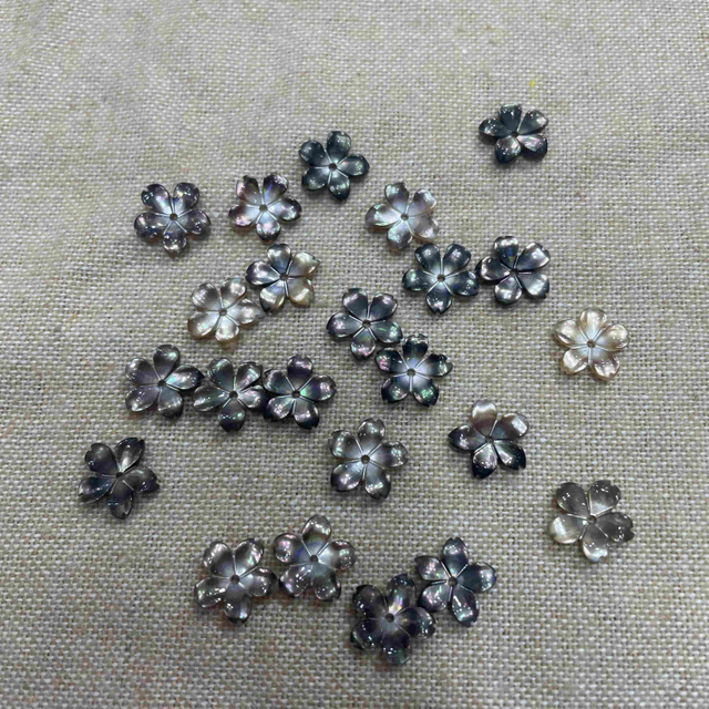 Natural Mother of pearl carving flower black shell oriental cherry flower jewelry making handmake earring small beans