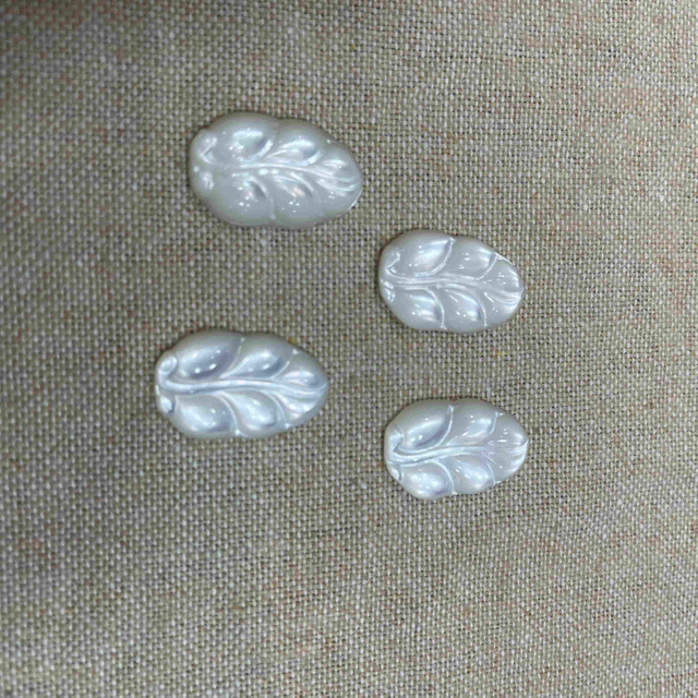 Natural Mother of pearl carving design embossment image leaf shape pandent jewelry making for design