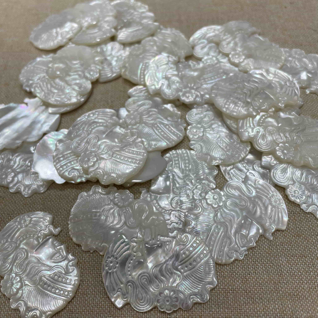 Natural Mother of pearl carving cameo design lady face cutting jewelry making for pendant for earring inlay design white shell