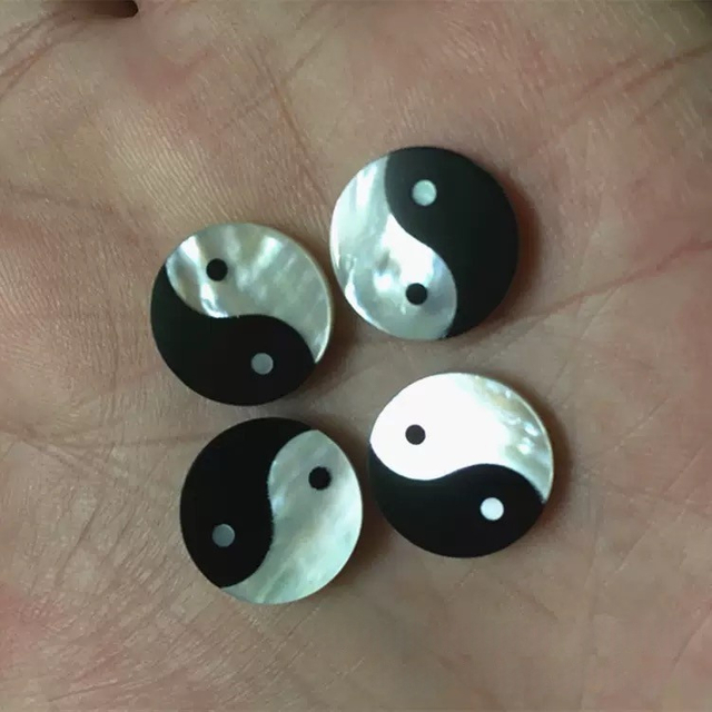 Natural Mother of pearl carving Tai JI shape cutting pendant white shell picture icons jewelry inlay design making 