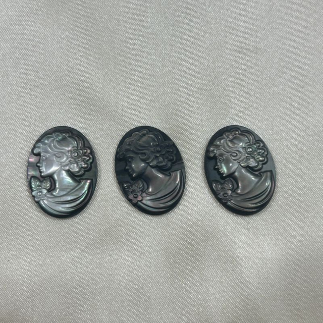 Natural Mother of pearl cameo design jewelry pendant making lady face earring using black shell embossment carving 