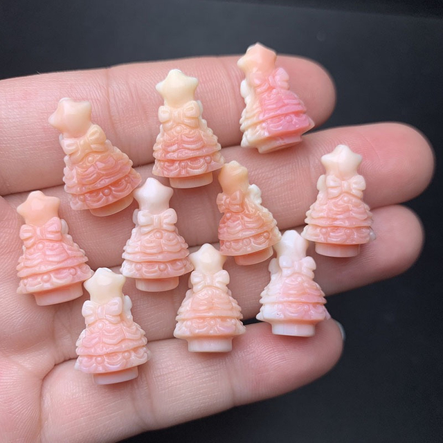 Natural Mother of pearl animal shape cutting queen conch shell flower butterfly for jewelry making for necklace design using 