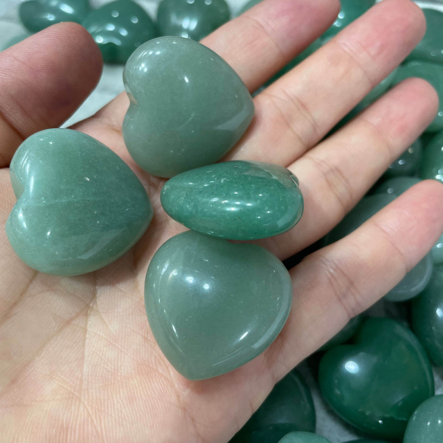 Aventurine stone heart shape cutting for big pendant green stone cabochon shape jewelry display making DIY things heart design