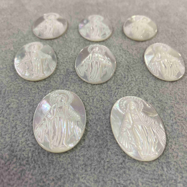 Mother of pearl Maria Virgin carving big size shell Guadalupe pendant using jewelry making sliver using