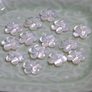 Natural Mother of pearl flower carving design for pendant making earring big flower cabochon design white shell and rings design