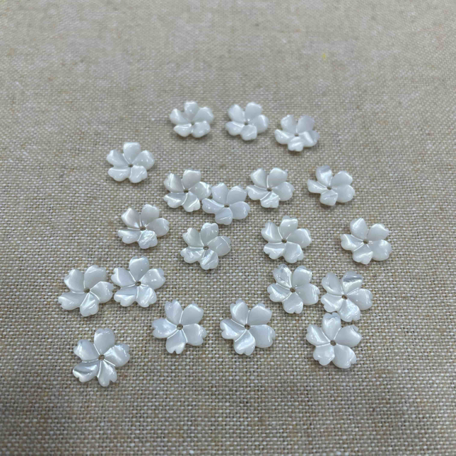 Natural Mother of pearl carving flower earring jewelry parts little things for necklace handmake using white shell flower