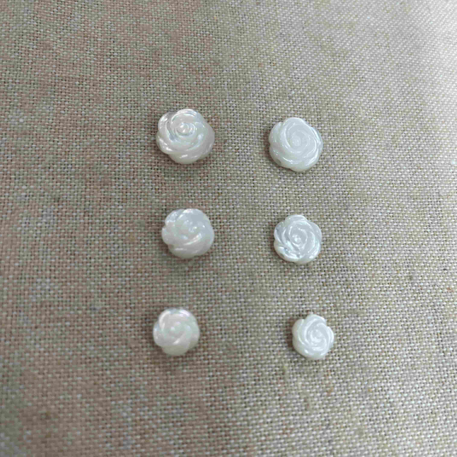 Natural Mother of pearl flower shape cutting rose white shell chain design making two face flower for bracelet design jewelry 