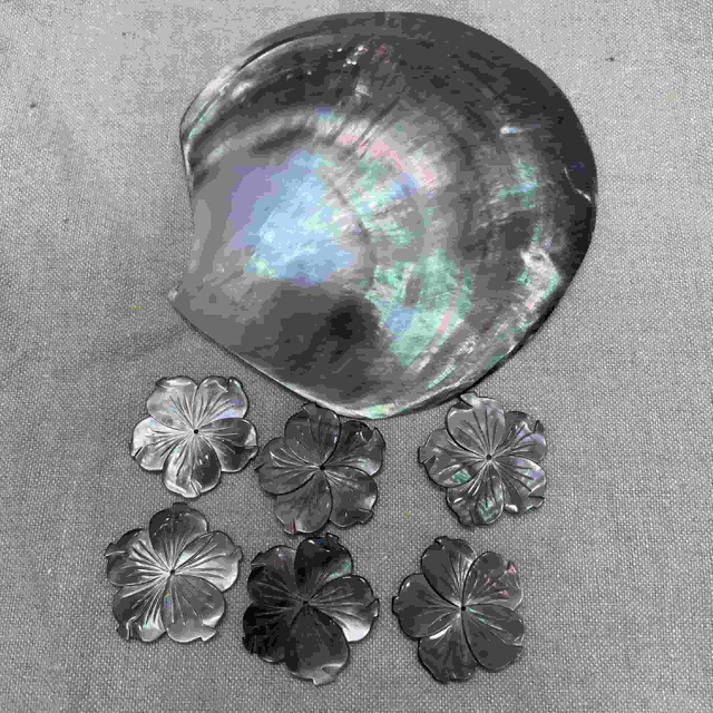 Natural Mother of pearl carving flower shape black shell earring cutting big size handmake carving pendant making