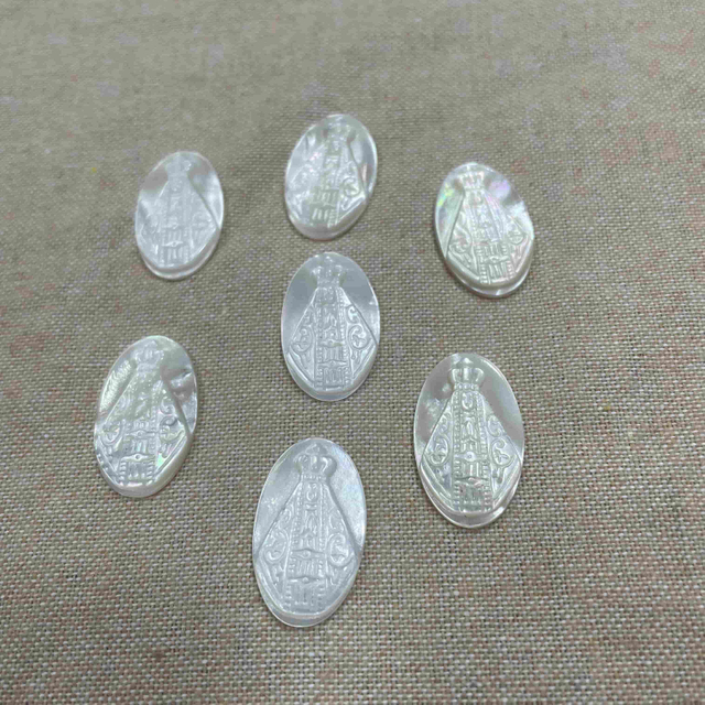 Natural Mother of pearl carving image Jesus Virgin design for pendant making embossment design DIY