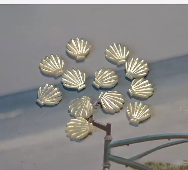 Natural Mother of pearl carving shape pendant small beans for jewelry making face cutting earring design making little parts