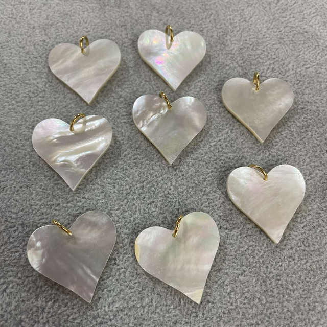 Natural Mother of pearl heart shape carving big size for pendant for earring plain design heart 30mm