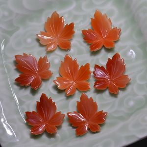 Natural Mother of pearl maple leaf carving earring design making orange shell material face cutting big size leaf for jewelry using