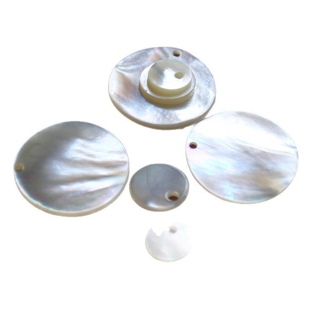 Natural Mother of pearl round shape earring design for jewelry making plain face small size pendant making white shell parts
