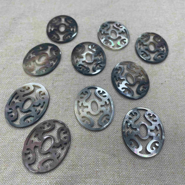 Natural Mother of pearl hollow shape cutting black shell oval carving jewelry inlay design pendant using 