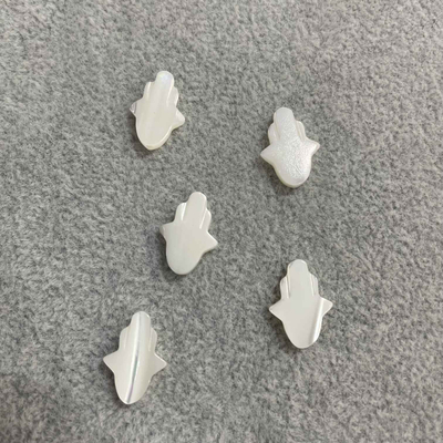 Natural Mother of pearl carving hand shape FATIMA Hamsa jewelry parts for bracelet DIY necklace 12*16mm