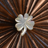 Natural Mother of pearl flower shape cutting for women jewelry making design clover shape lucky pretty things bracelet making DIY