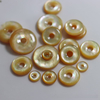 Natural Mother of pearl circle shape cutting round pendant black shell women bracelet DIY using disco design small beans for girl
