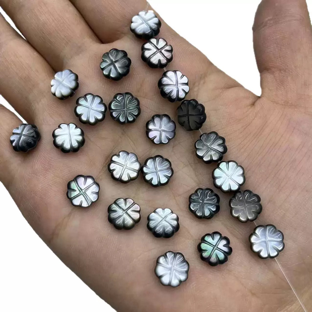 Natural Mother of pearl rabbit shape little things for necklace making flower cutting women bracelet design DIY fashion shape 