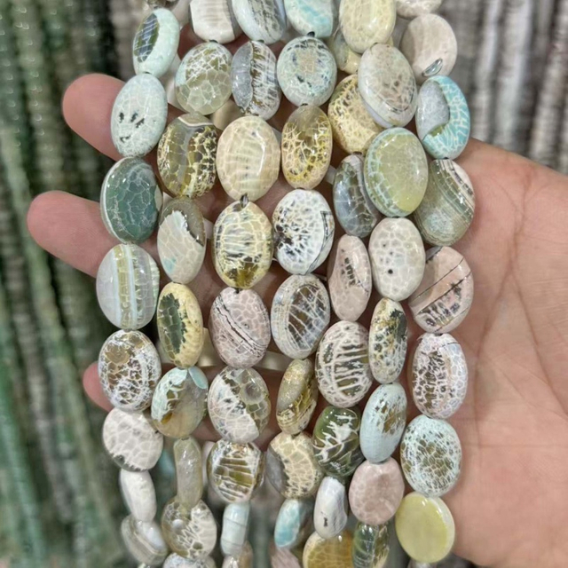 Natural Mother of pearl oval shape cutting women jewelry design making colorful stone girls bracelet design small beans cabochon 