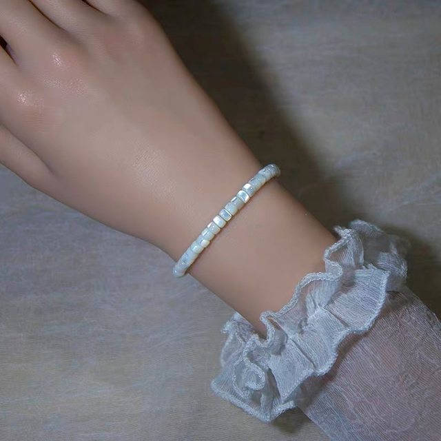 Natural Mother of pearl bracelet design for women jewelry making white shell beads oval shape cutting round design long necklace 