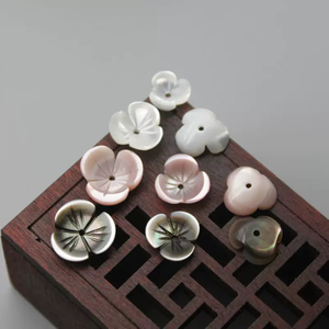 Natural Mother of pearl flower shape carving for earrings making colorful handmade small beans for chain DIY using women jewelry