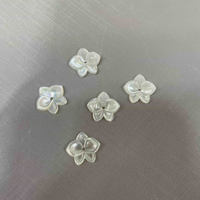 Natural Mother of pearl flower shape cutting earrings making small beans embossment design necklace fashion parts women 