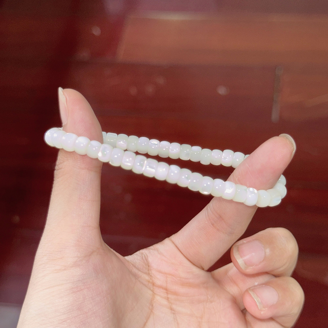 Natural Mother of pearl bracelet design for lady jewelry fashion making white shell beads style disc design DIY small parst 