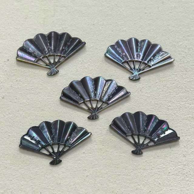 Natural Mother of pearl fan shape cutting for jewelry making embossment design for pendant face cutting small beans cabochon bracelet