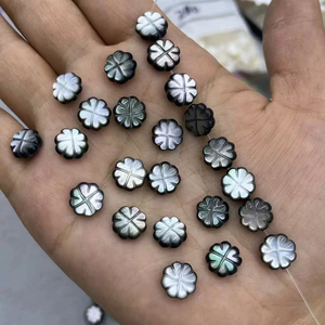 Natural Mother of pearl rabbit shape little things for necklace making flower cutting women bracelet design DIY fashion shape 
