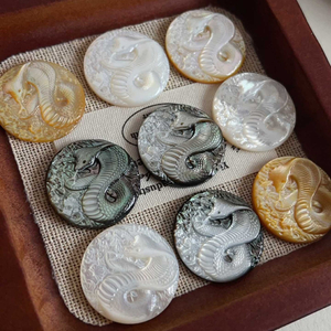 Natural Mother of pearl image cutting round pendant big size animal design for women jewelry making icons white shell inlay 