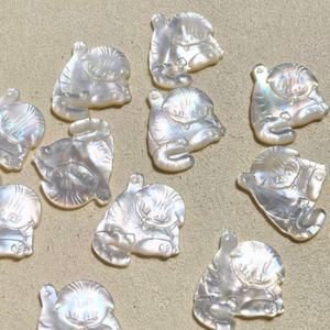 Natural Mother of pearl cat shape image cutting for women jewelry pendant making bigger size embossment carving cabochon design