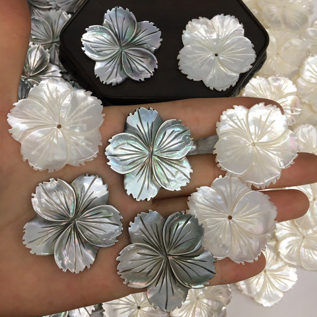Natural Mother of pearl flower cutting earring design making big flower pendant using for bracelet women jewelry necklace making 