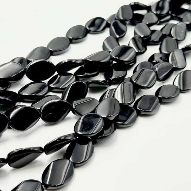 Natural Mother of pearl oval shape cutting onxy free shape for women necklace making design DIY small parts chain design black