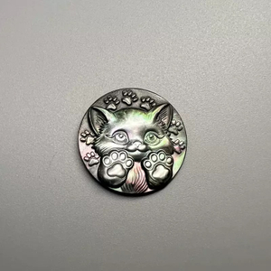 Natural Mother of pearl cabochon cutting round shape animal image for women pendant design inlay making embossment design