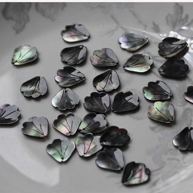 Natural Mother of pearl flower cutting shape for rings women jewelry using white flower pendant design handmade cabochon