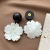 Natural Mother of pearl flower big size for pendant women jewelry earring design white shell cutting cabochon fashion design making