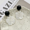Natural Mother of pearl flower big size for pendant women jewelry earring design white shell cutting cabochon fashion design making