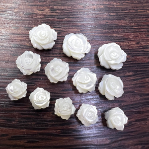 Natural Mother of pearl rose flower carving for necklace making design jewelry double side cutting bracelet DIY cabochon small beads