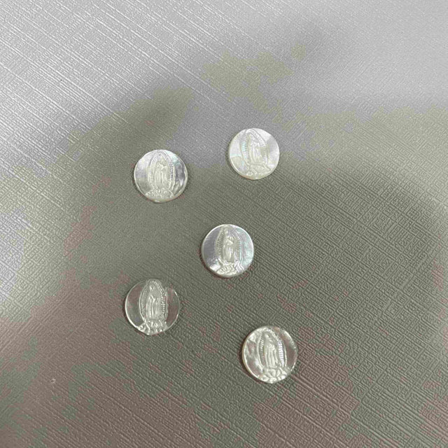 Natural Mother of pearl guadalupe image cutting round shape cabochon inlay jewelry for women necklace making small beans 